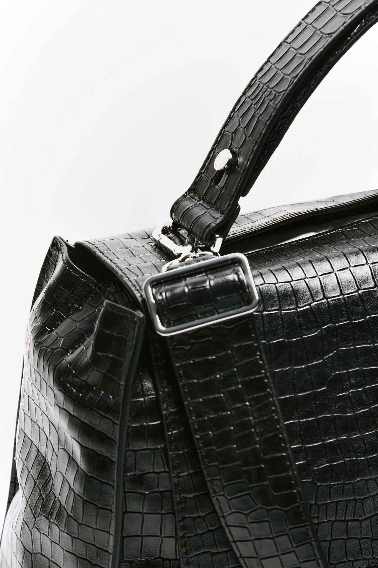 Medium Coco Leather Shoulder Bag Sveva