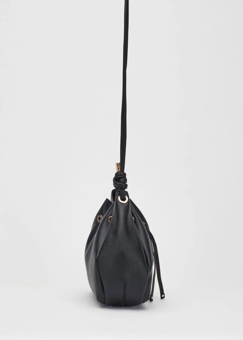 Bucket with Pouch