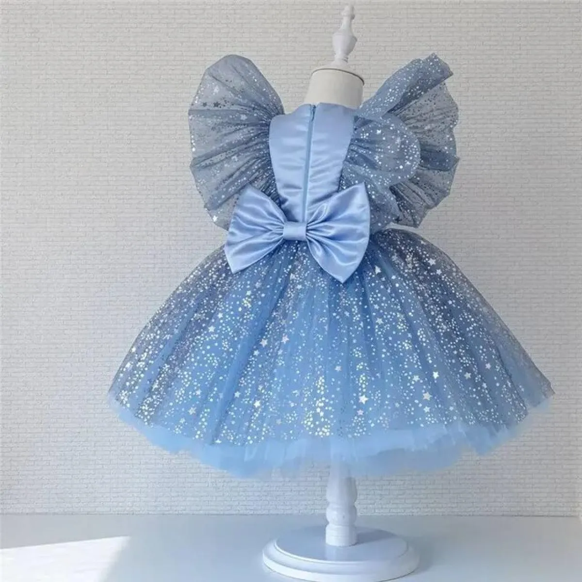 Child Party Dress for 1-5 Year Olds Ruffled Sequin Christmas Dress for Kids Tulle Tutu Costume