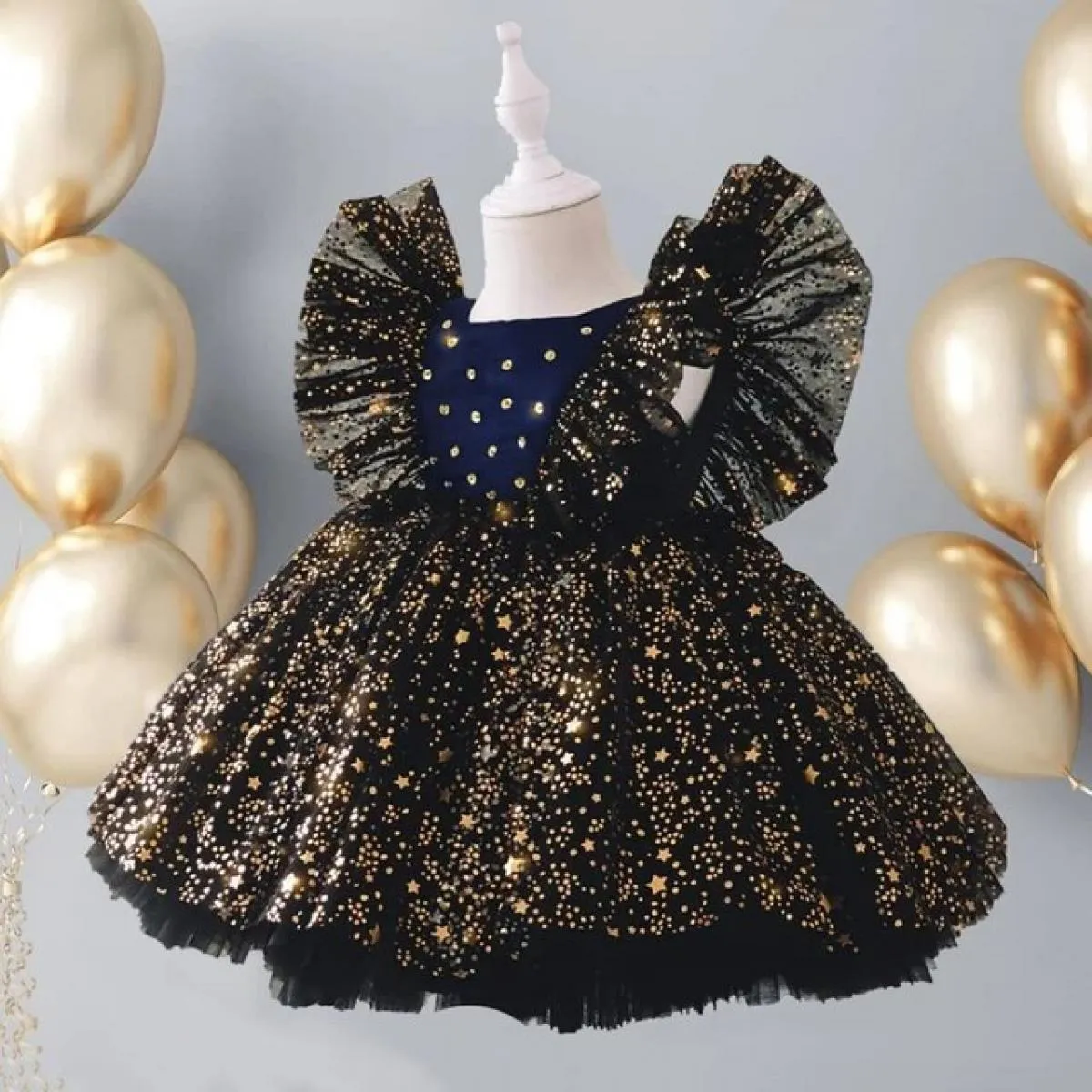 Child Party Dress for 1-5 Year Olds Ruffled Sequin Christmas Dress for Kids Tulle Tutu Costume