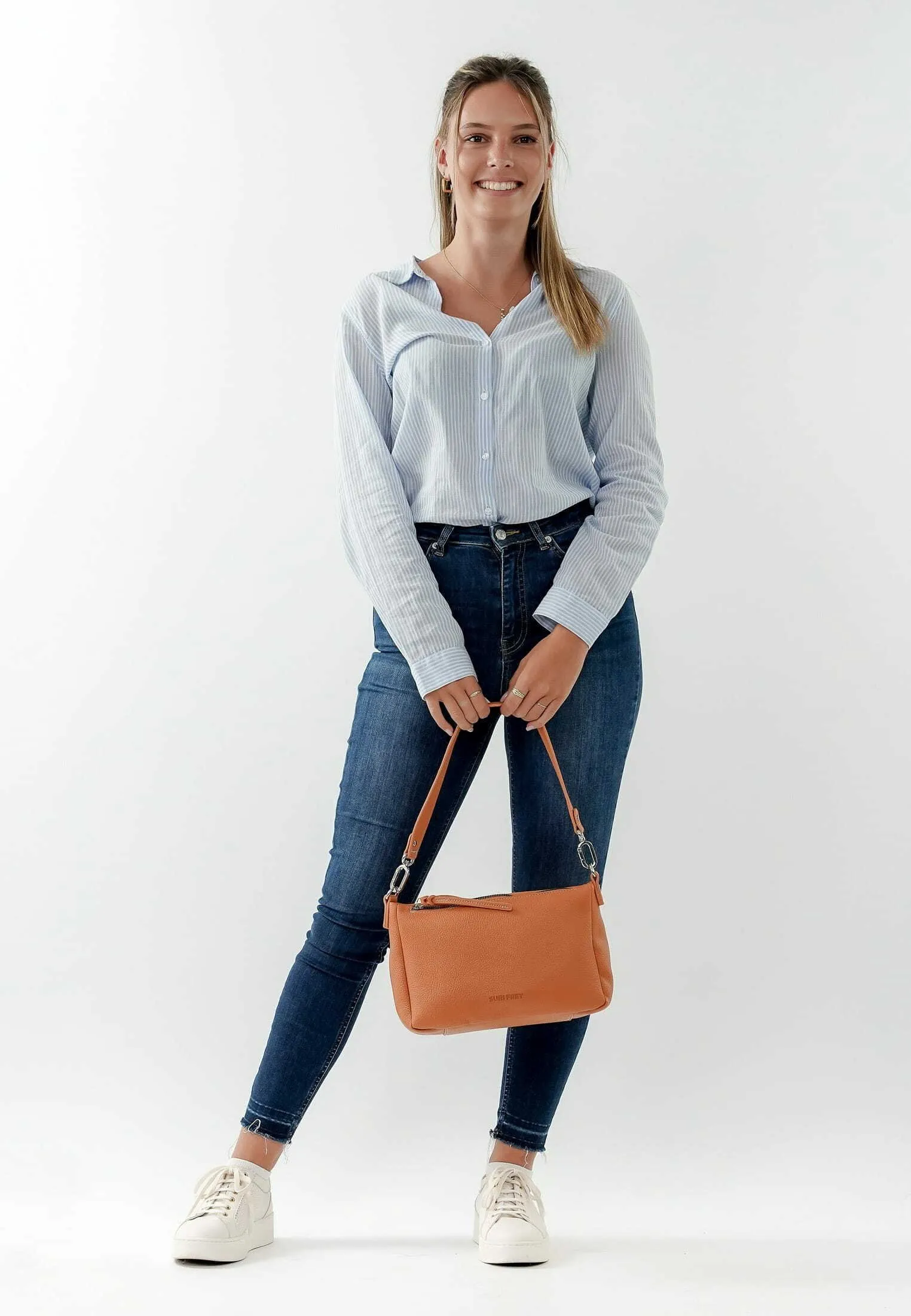 Debby Handbag is the result.