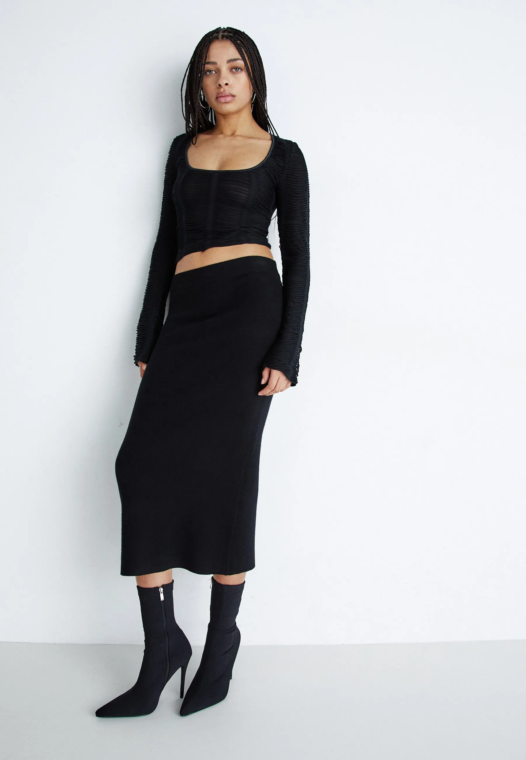Front Cut Out Long Sleeve Top