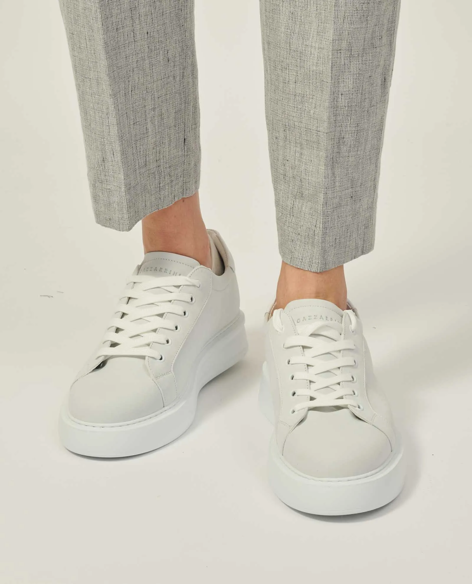 Gazzarrini men's light grey sneakers.