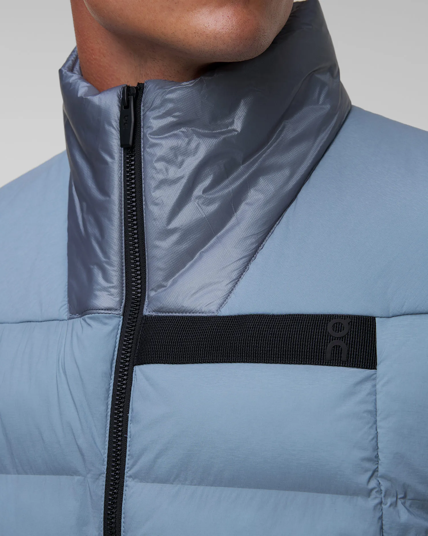 Gilet imbottito da uomo On Running Challenger 1MD30042523-coast