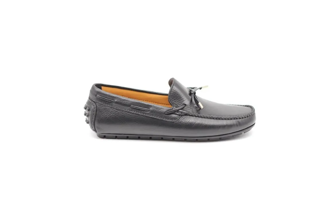 Handmade leather moccasin by D'Ordia.