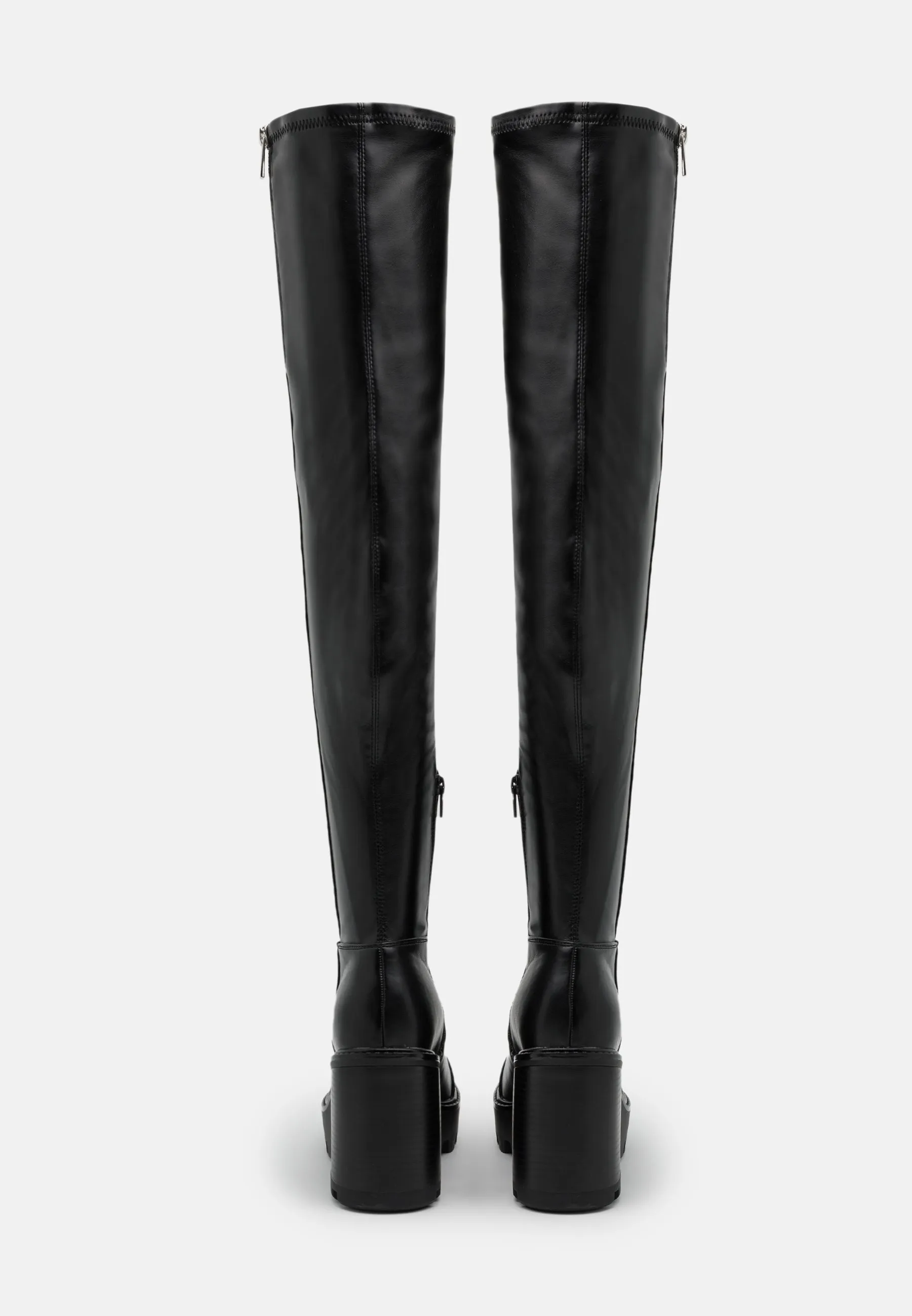 Heeled boots