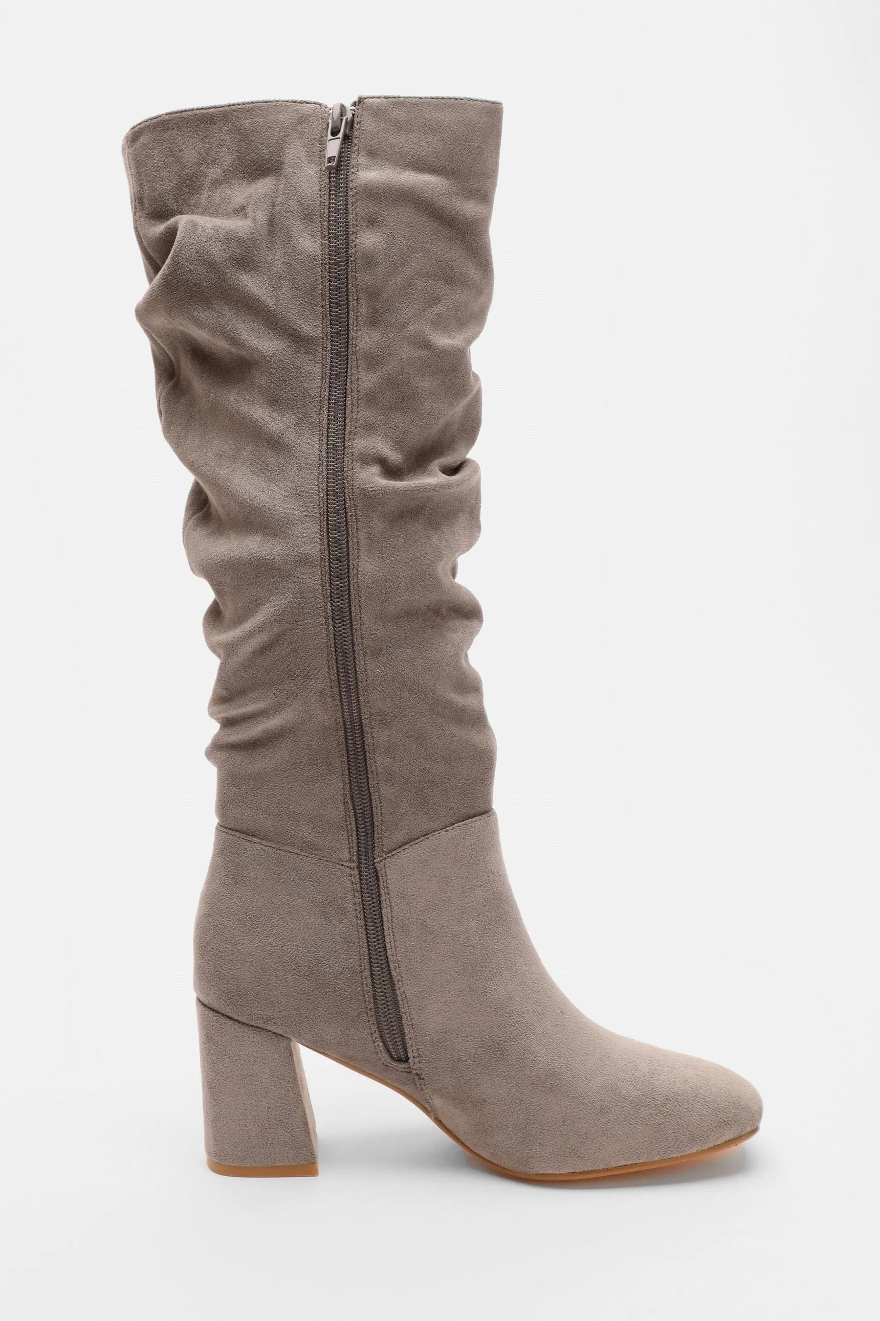 Knee-high boots with ruching and chunky heel quiz.