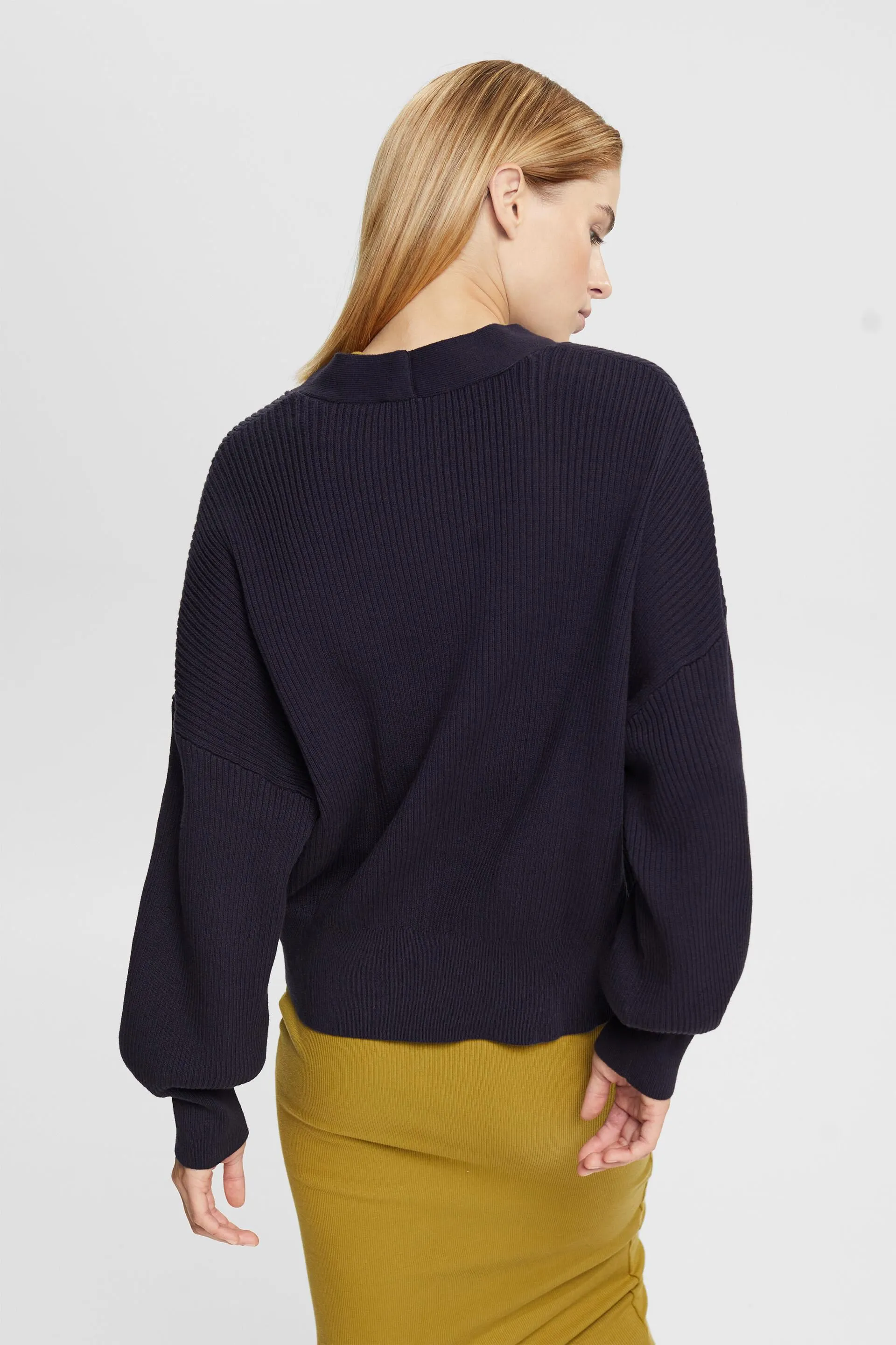 Knitted cardigan