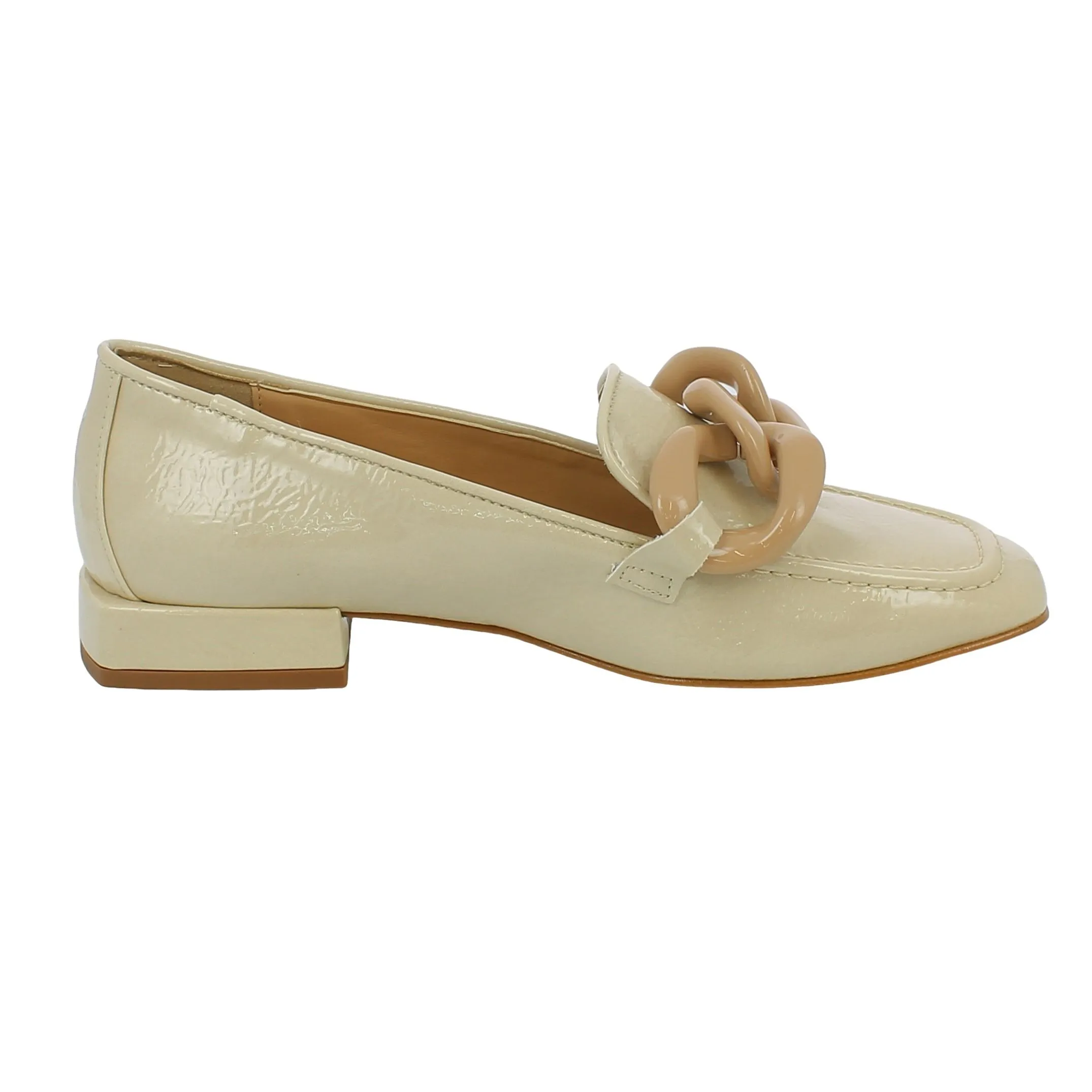 L'Angolo  Mocassino lucido beige con catena 