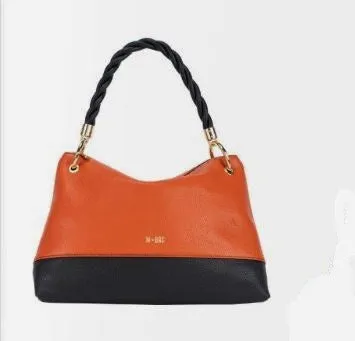 Large shoulder bag made of black coccio