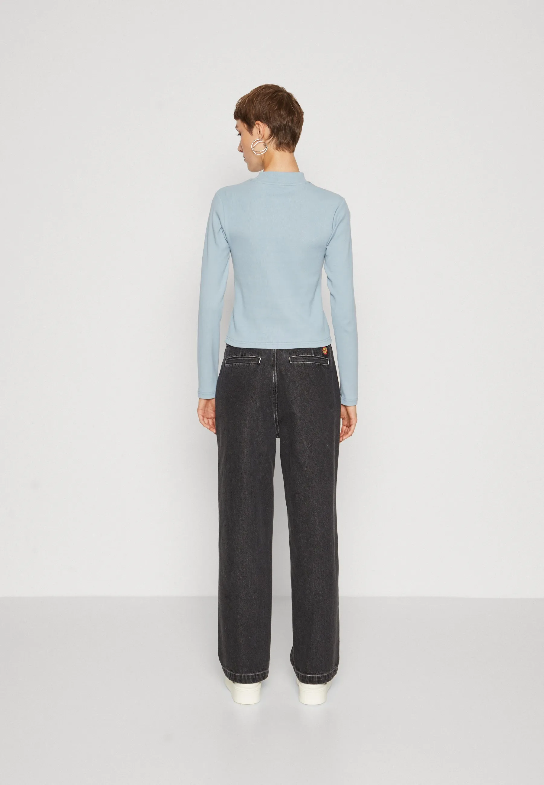 Long Sleeve Mock Neck Top