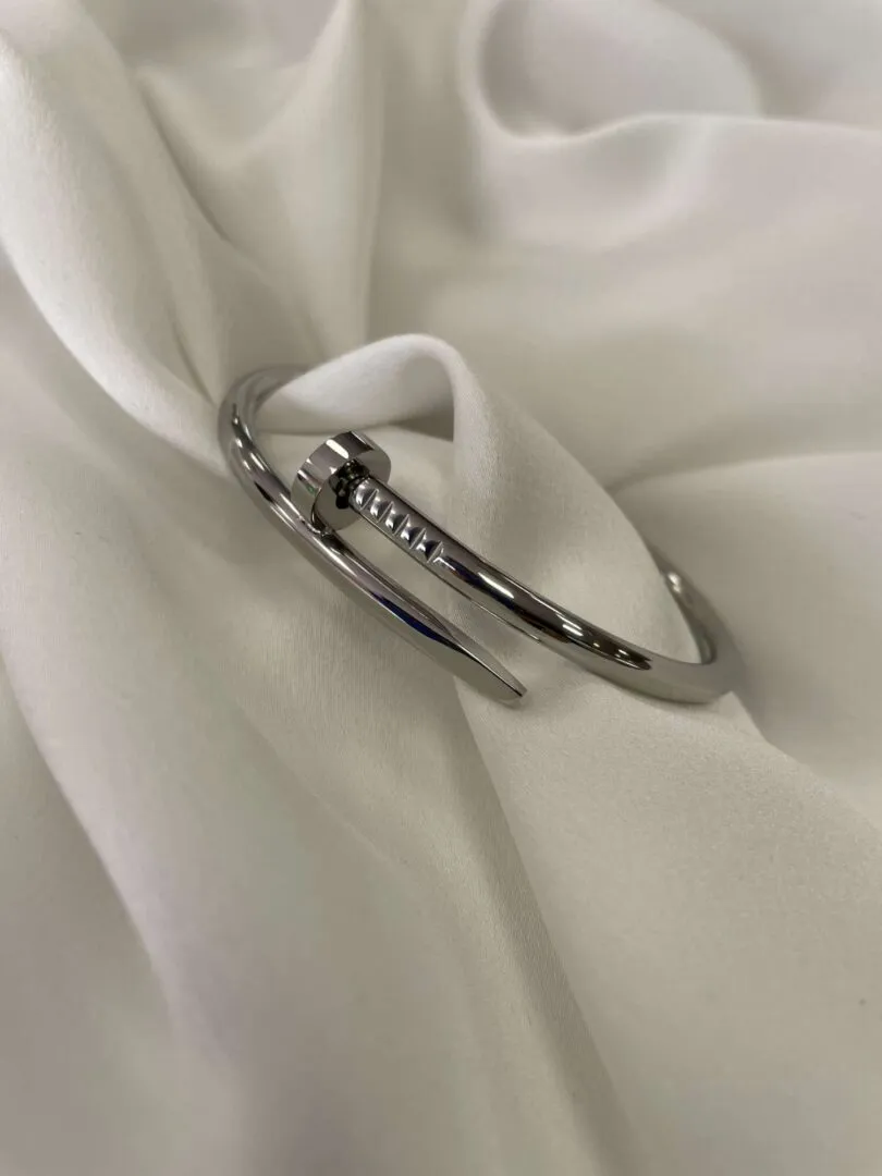 Nail Bracelet - Silver