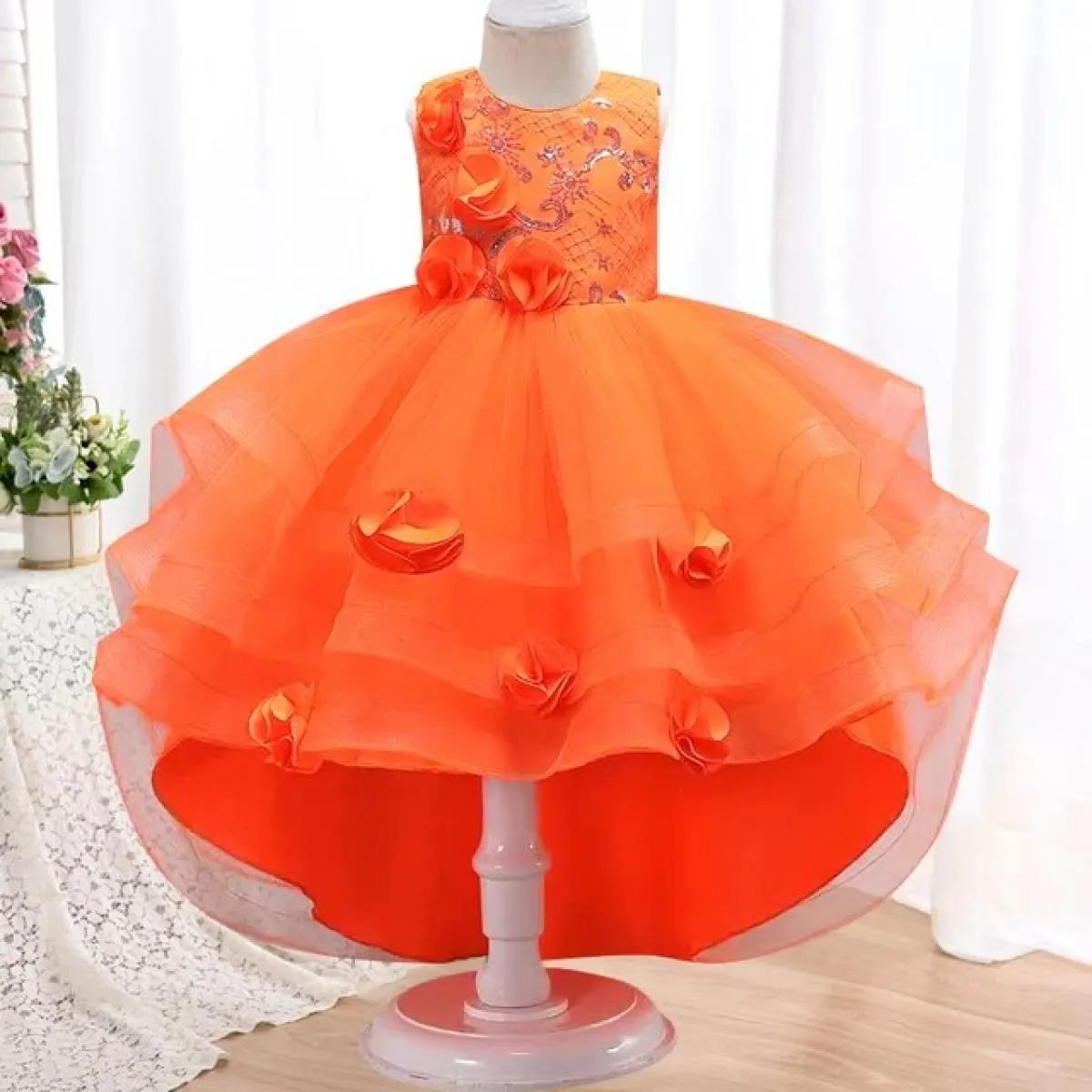 New girls' drag tail mesh petal princess dress for formal Christmas dinner stunning cocktail party dress.