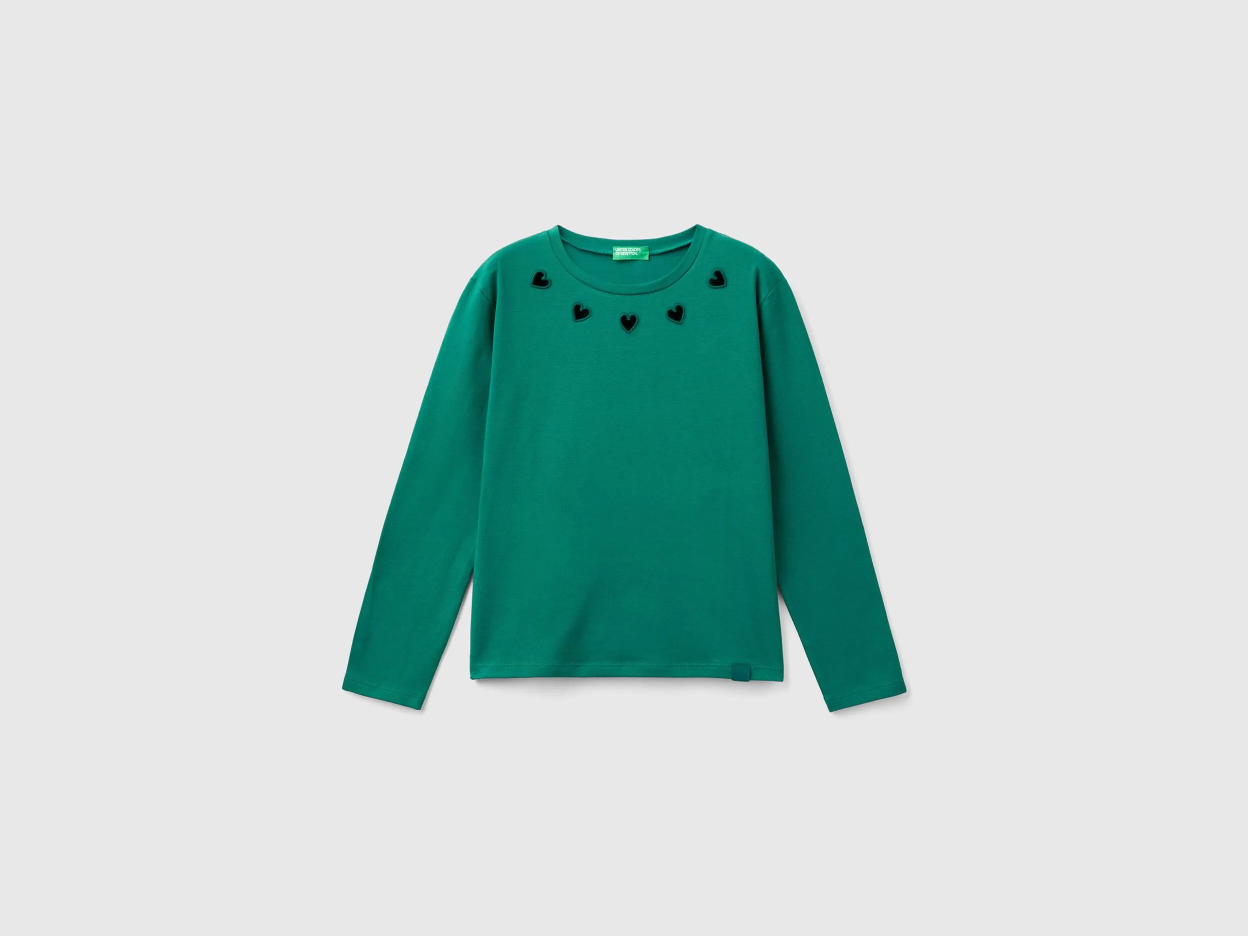 Nuovi arrivi T-shirt con cuori cut out