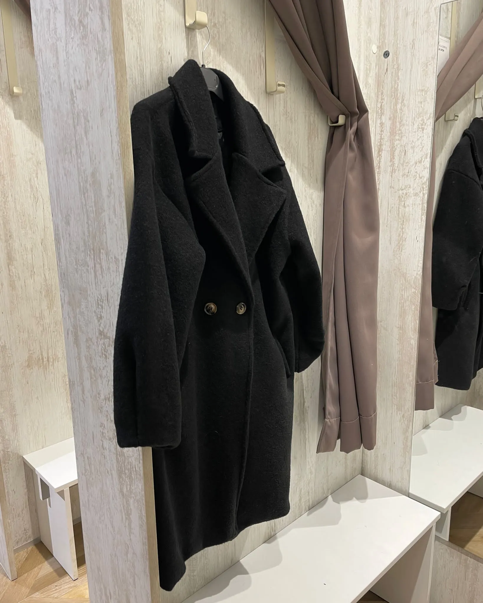 Oversized black coat