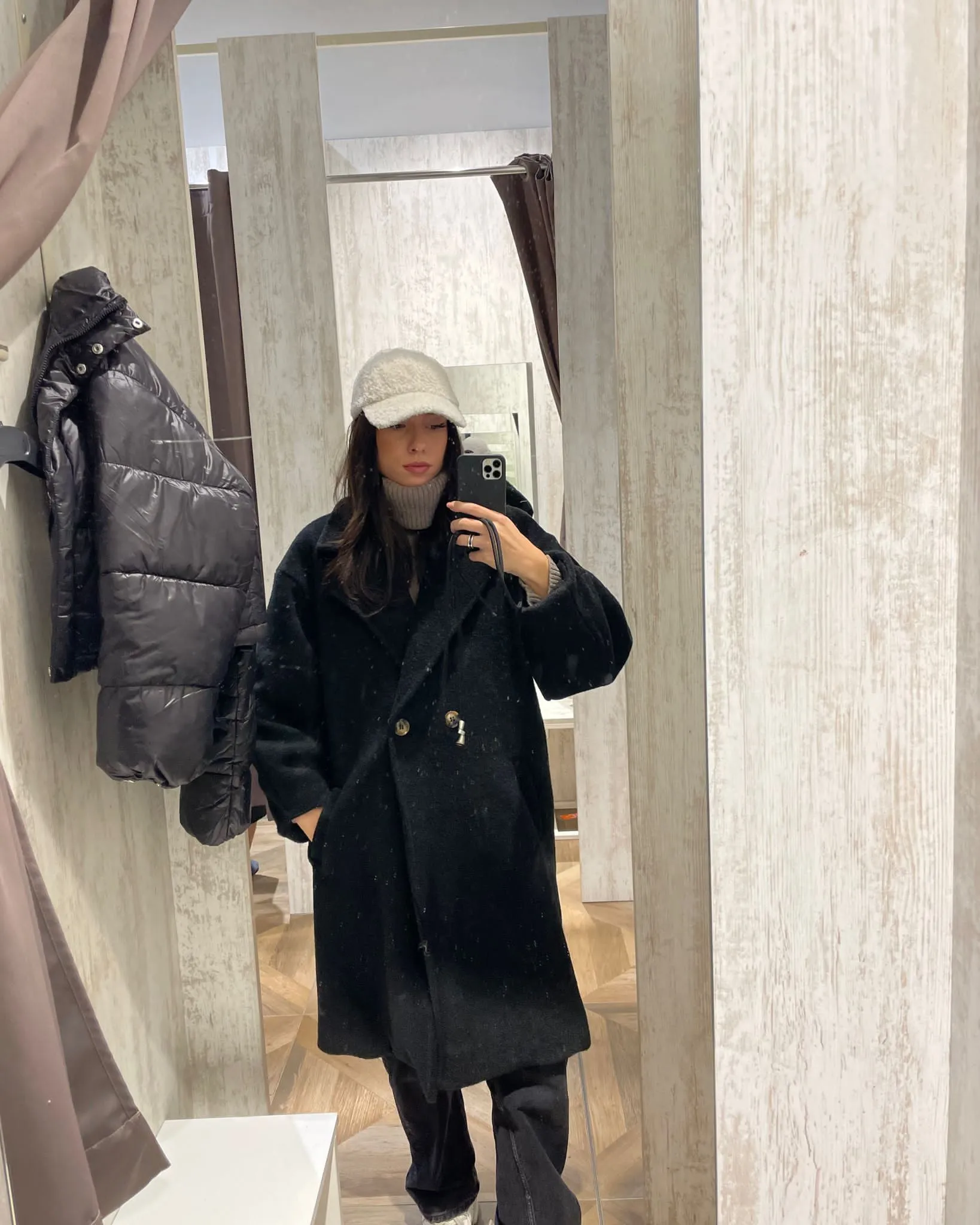 Oversized black coat