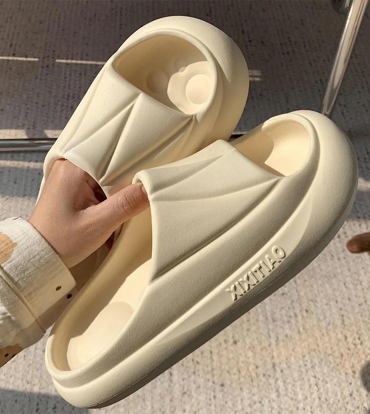 Pantofole da strada al coperto per donna Uomo Scarpe con plateau estive Suola morbida Coppie Scivoli da bagno per la casa Donna