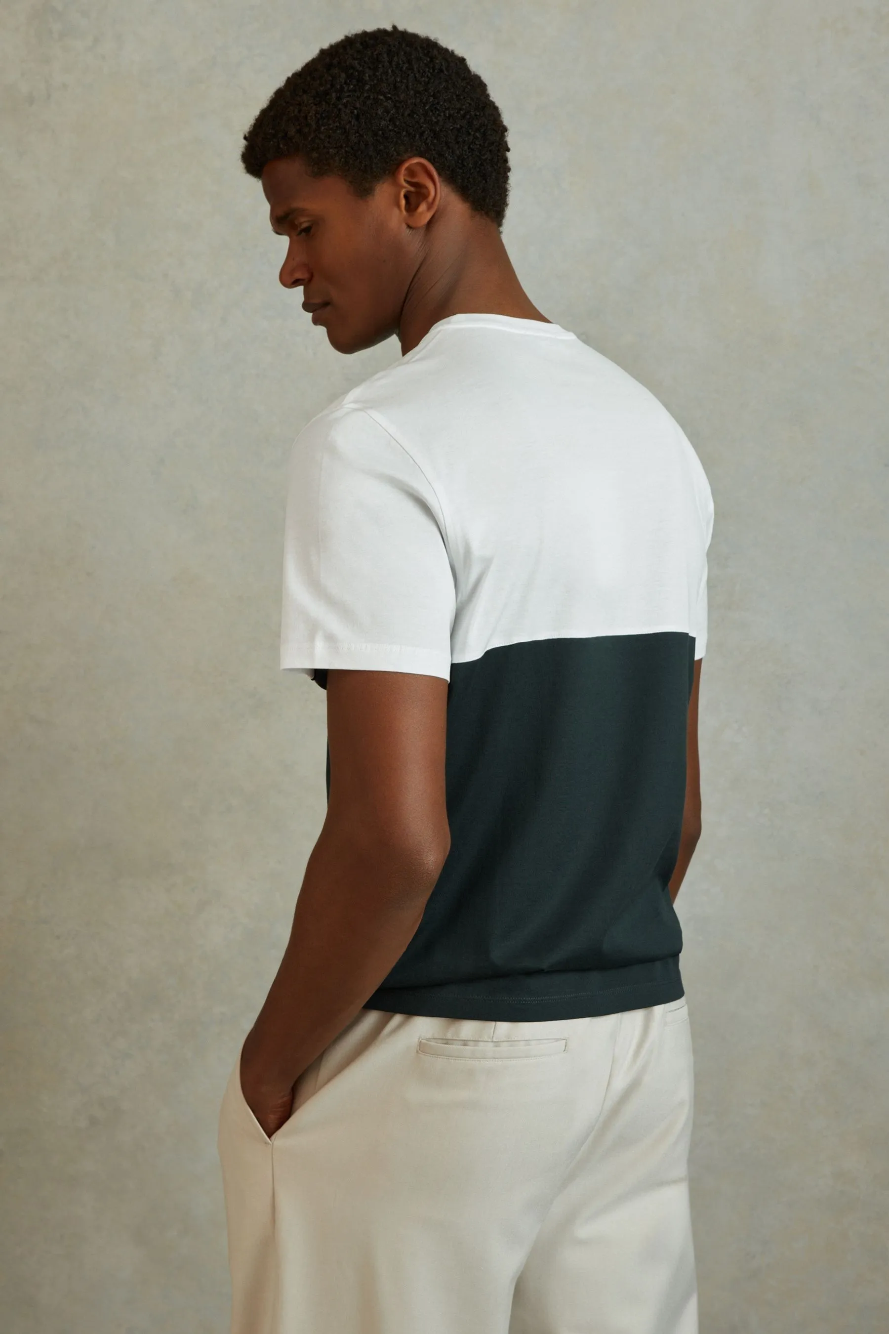 Reiss - T-shirt in cotone mercerizzata a Girocollo a blocchi di colore    
