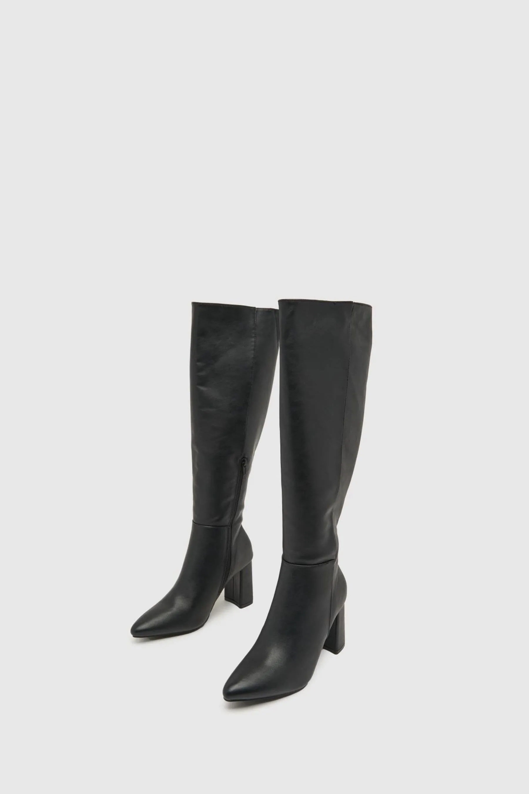 Shoe - Dua - Black knee-high boots with chunky heel
