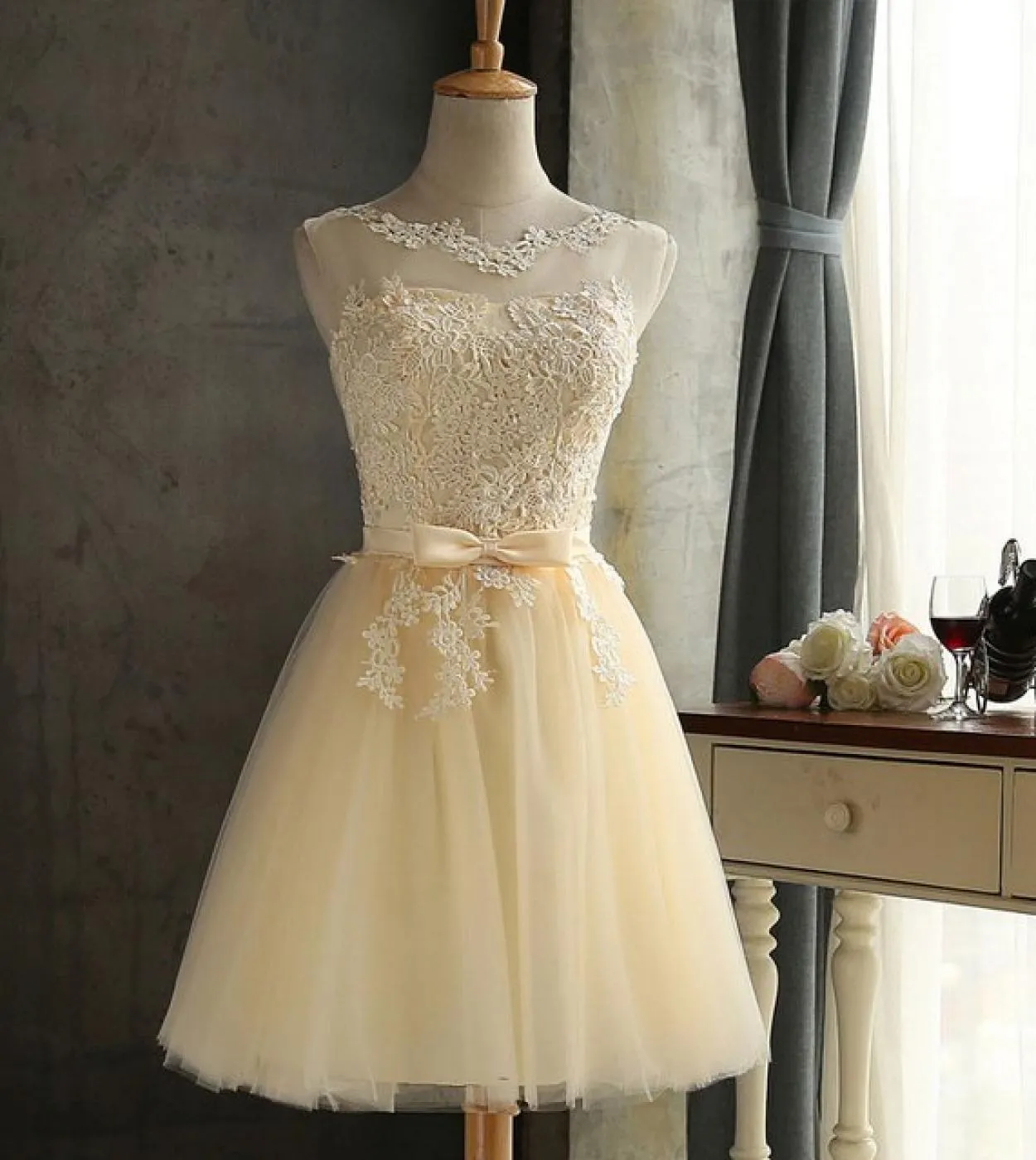 Tavga Vabito estate pizzo Donna senza maniche Vabito corto fiocco bianco adorabile Abiti festa Natale sottili Vestid