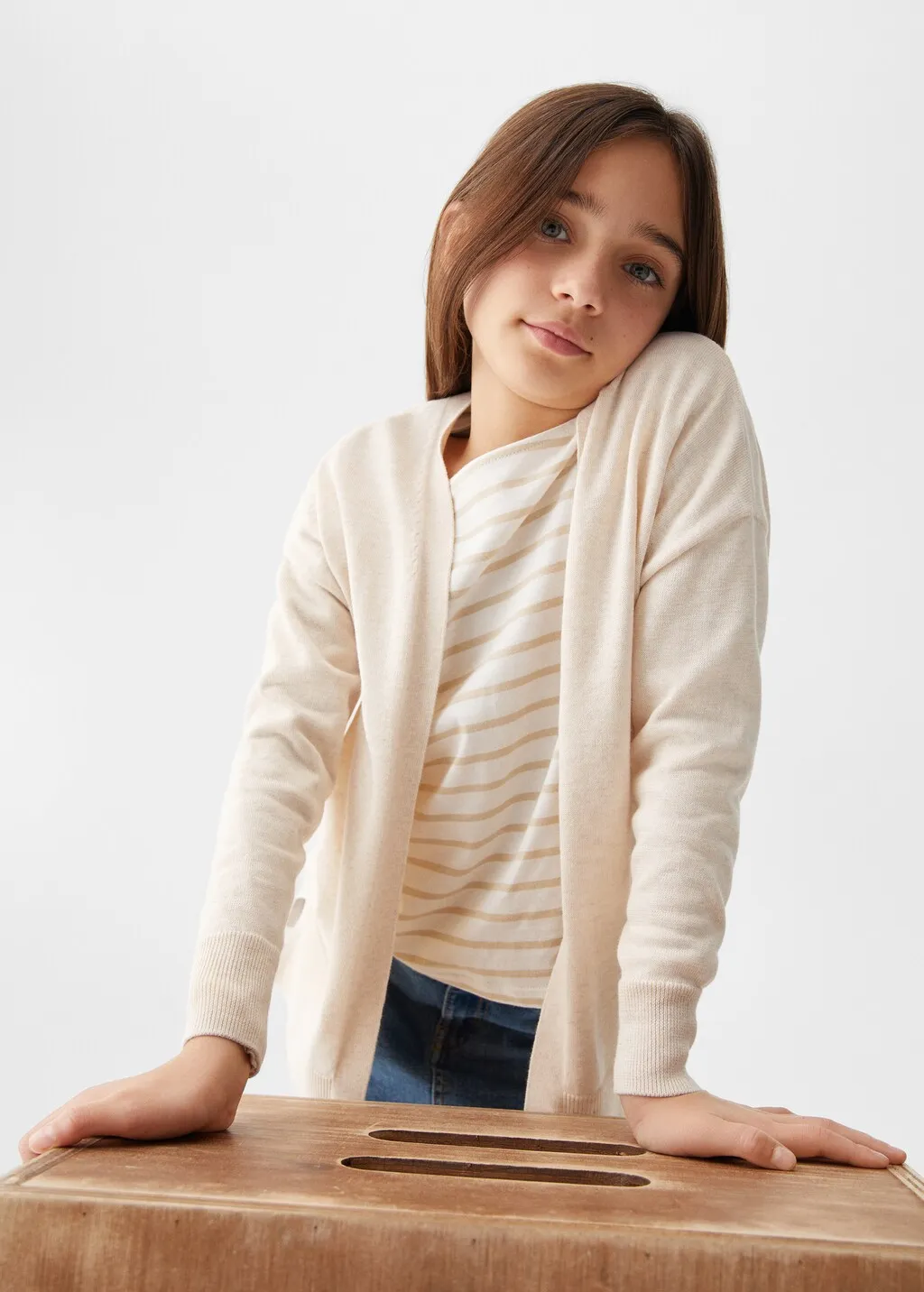 Thin knit cardigan