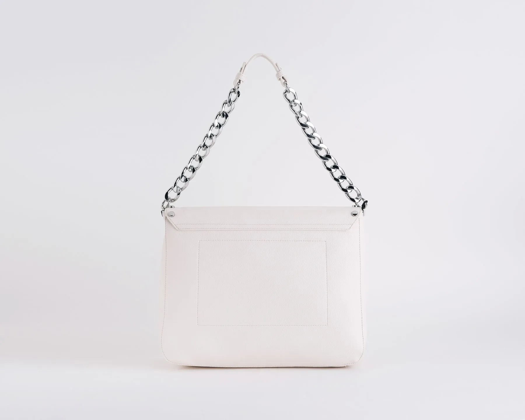 Women's shoulder bag.