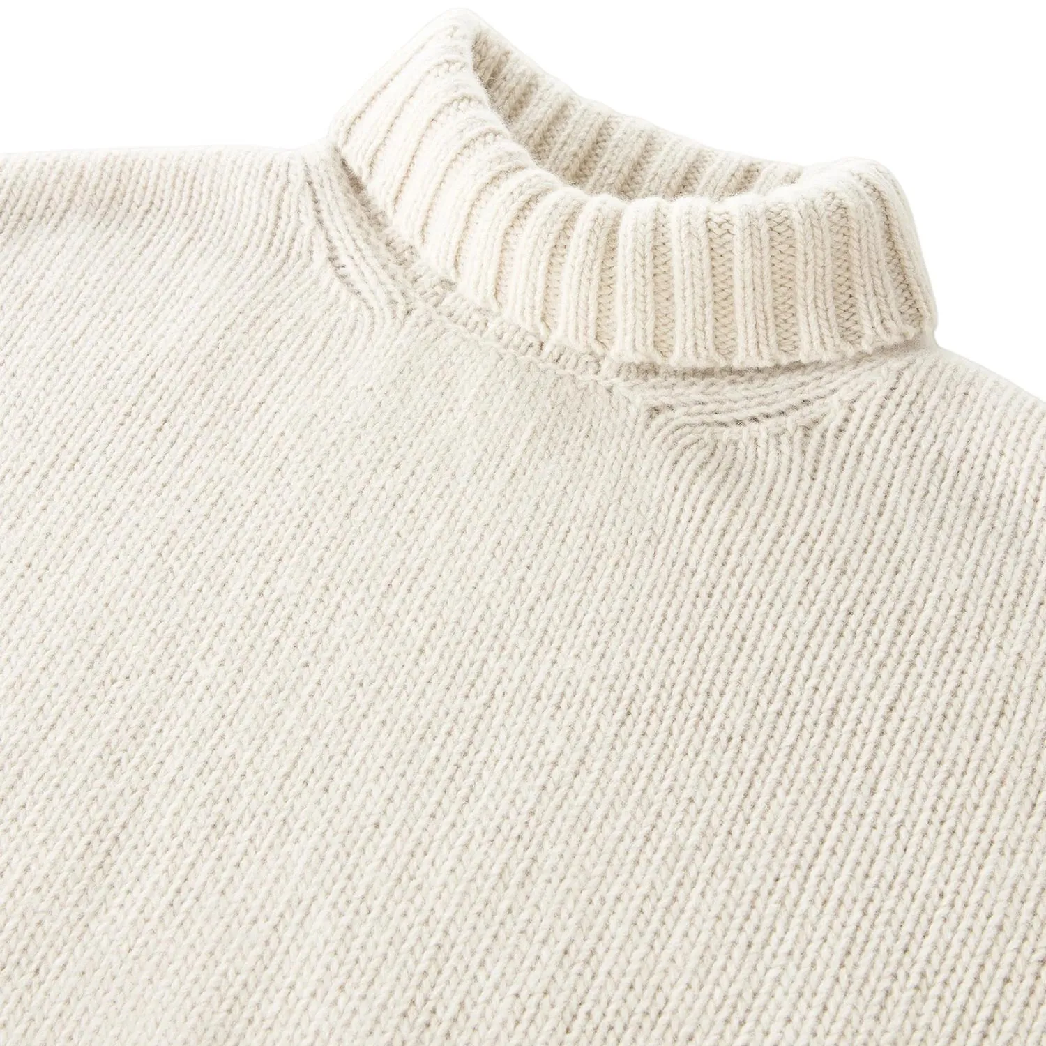 WOOL CABLE' TURTLENECK
