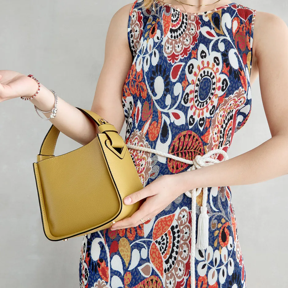 Yellow Leather V-Bag